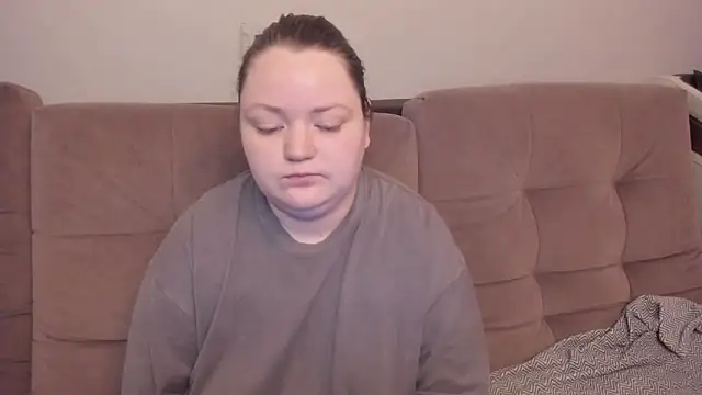 Snapshot of Alex_m chatting on 12/22/25, 11:02 Alex m online show from 12/22/25, 11:02