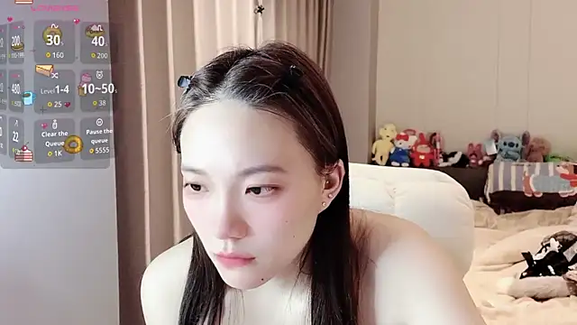 Snapshot of qiqi-666 chatting on 02/27/26, 02:06 qiqi-666 online show from 02/27/26, 02:06