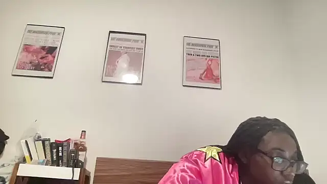 Snapshot of AveryJ99 chatting on 12/03/24, 10:51 AveryJ99 online show from 12/03/24, 10:51