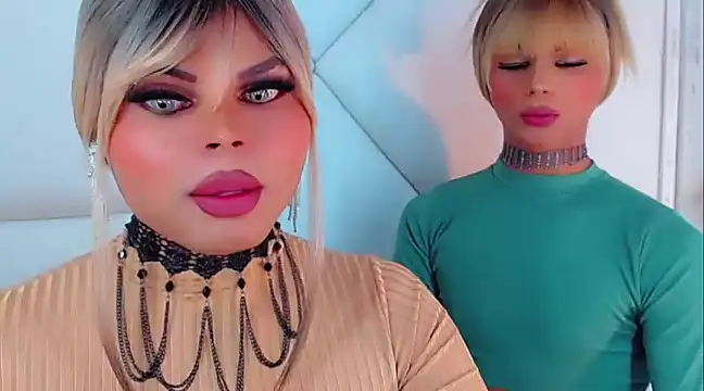 Snapshot of AdanKinng chatting on 12/20/24, 07:44 AdanKinng online show from 12/20/24, 07:44