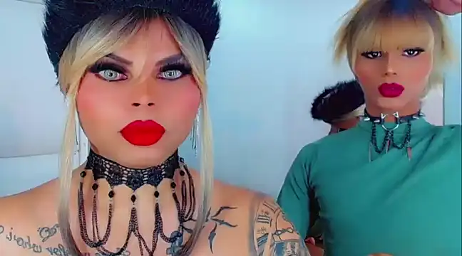 Snapshot of AdanKinng chatting on 12/30/24, 07:48 AdanKinng online show from 12/30/24, 07:48