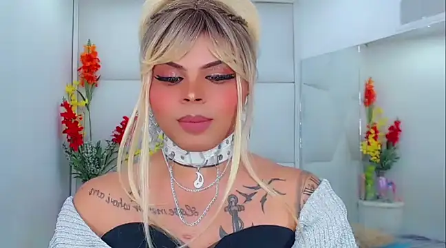 Snapshot of AdanKinng chatting on 03/03/25, 12:26 AdanKinng online show from 03/03/25, 12:26