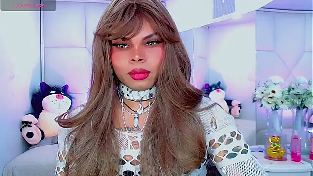 Snapshot of AdanKinng chatting on 10/10/25, 07:51 AdanKinng online show from 10/10/25, 07:51