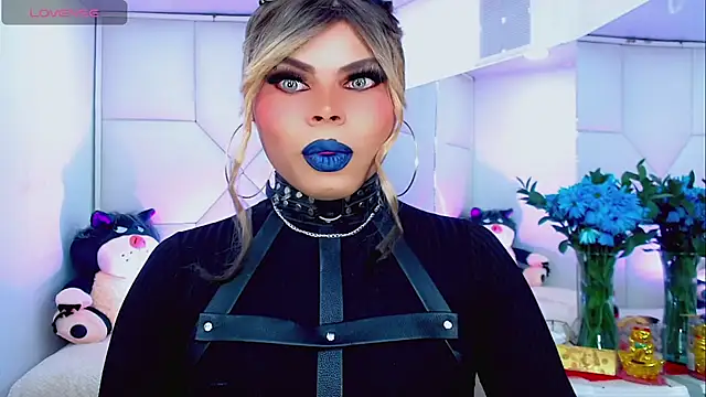 Snapshot of AdanKinng chatting on 11/25/25, 06:02 AdanKinng online show from 11/25/25, 06:02