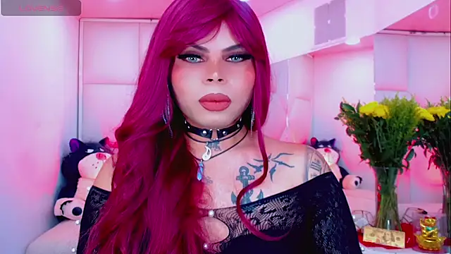 Snapshot of AdanKinng chatting on 12/05/25, 06:33 AdanKinng online show from 12/05/25, 06:33