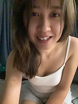 Snapshot of Liliya-77 chatting on 07/25/26, 04:37 Liliya-77 online show from 07/25/26, 04:37