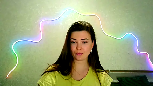 Snapshot of SeductiveTati chatting on 10/08/25, 10:40 SeductiveTati online show from 10/08/25, 10:40