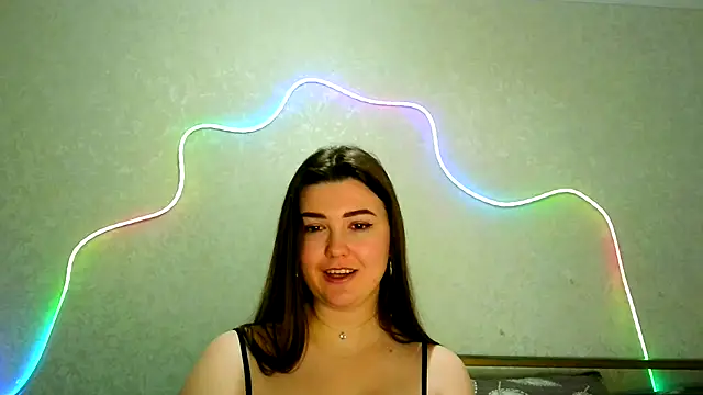 Snapshot of SeductiveTati chatting on 12/17/25, 01:00 SeductiveTati online show from 12/17/25, 01:00