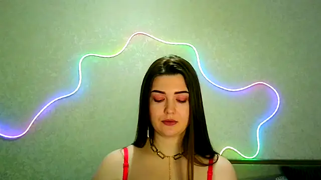 Snapshot of SeductiveTati chatting on 03/07/26, 10:40 SeductiveTati online show from 03/07/26, 10:40