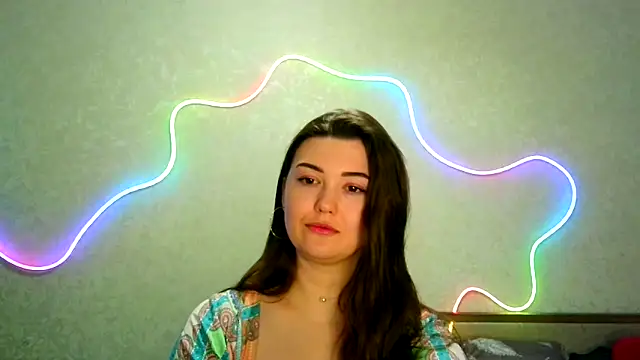 Snapshot of SeductiveTati chatting on 03/16/26, 04:33 SeductiveTati online show from 03/16/26, 04:33