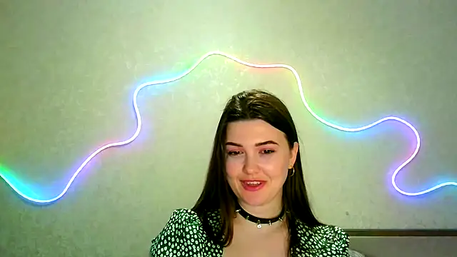 Snapshot of SeductiveTati chatting on 04/13/26, 11:32 SeductiveTati online show from 04/13/26, 11:32