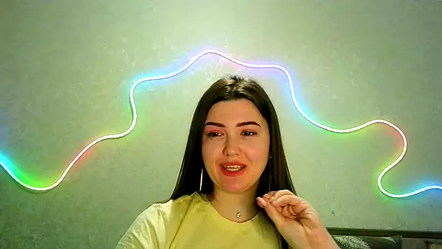 Snapshot of SeductiveTati chatting on 04/14/26, 10:27 SeductiveTati online show from 04/14/26, 10:27