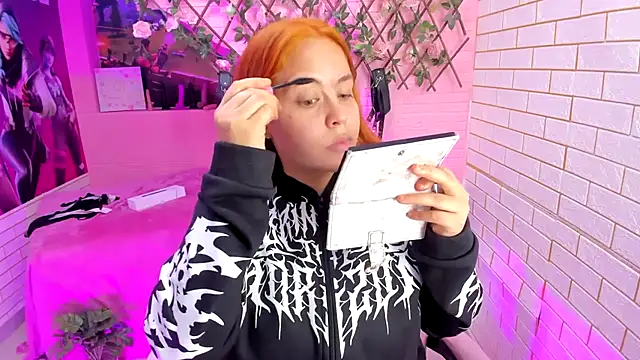 marcellaa303av online show from 05/06/26, 02:08