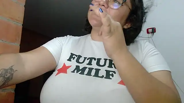 CinnamonCookiez online show from 01/07/25, 07:10