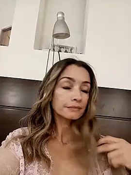 Snapshot of Loly_Horny chatting on 05/17/26, 11:01 Loly Horny online show from 05/17/26, 11:01