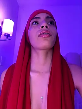 Snapshot of jhalila chatting on 12/14/25, 07:18 jhalila online show from 12/14/25, 07:18