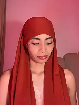 Snapshot of jhalila chatting on 03/15/26, 01:44 jhalila online show from 03/15/26, 01:44