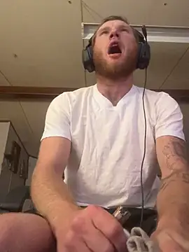 dcockell online show from 11/03/25, 07:42