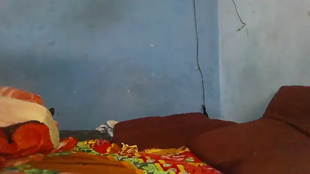 Snapshot of jhonleno78 chatting on 11/15/25, 01:51 jhonleno78 online show from 11/15/25, 01:51