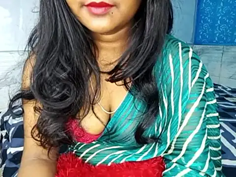 Snapshot of Muktha chatting on 04/09/26, 11:32 Muktha online show from 04/09/26, 11:32
