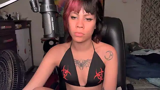 Liv Alt online show from 04/30/26, 04:57
