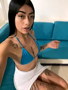 ZairaSofia1 online show from 12/03/25, 11:36