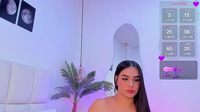 zoe rivers online show from 12/04/25, 12:42