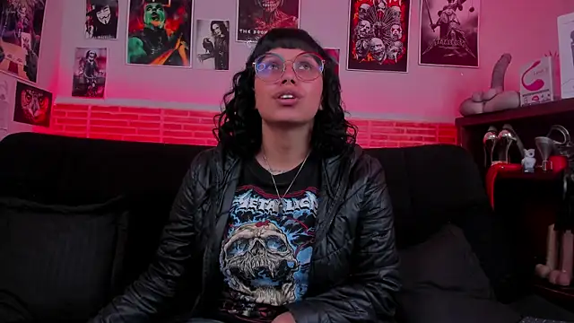 Snapshot of lilith-deveraux chatting on 09/18/25, 08:11 lilith-deveraux online show from 09/18/25, 08:11