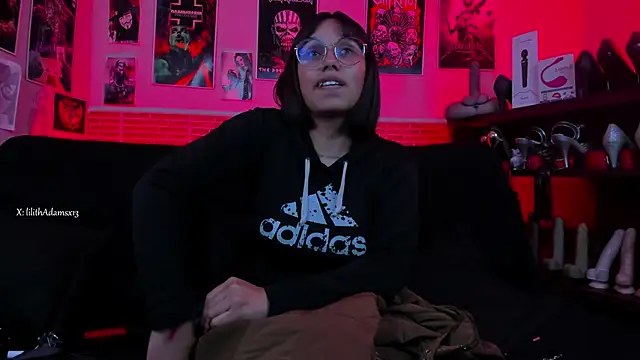 Snapshot of lilith-deveraux chatting on 10/14/25, 12:11 lilith-deveraux online show from 10/14/25, 12:11