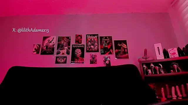 Snapshot of lilith-deveraux chatting on 10/27/25, 02:10 lilith-deveraux online show from 10/27/25, 02:10