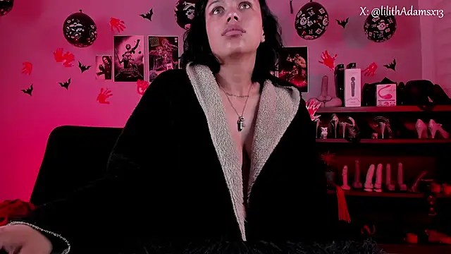 Snapshot of lilith-deveraux chatting on 11/14/25, 11:20 lilith-deveraux online show from 11/14/25, 11:20