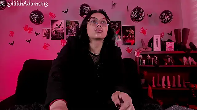 Snapshot of lilith-deveraux chatting on 11/20/25, 01:55 lilith-deveraux online show from 11/20/25, 01:55