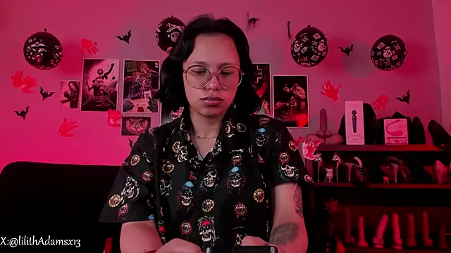 Snapshot of lilith-deveraux chatting on 11/24/25, 03:34 lilith-deveraux online show from 11/24/25, 03:34