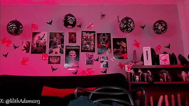 Snapshot of lilith-deveraux chatting on 11/26/25, 04:08 lilith-deveraux online show from 11/26/25, 04:08