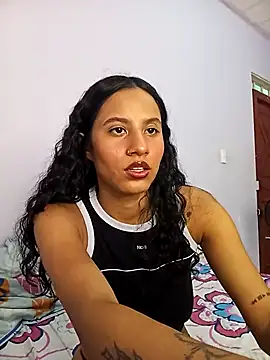 Snapshot of Karii-R chatting on 02/23/25, 06:34 Karii-R online show from 02/23/25, 06:34