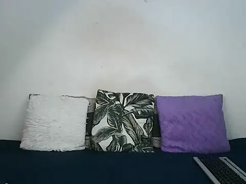 Thickqueenxxx online show from 05/12/26, 06:32