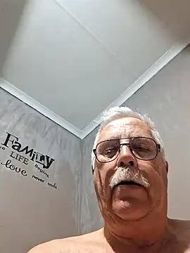 NawtyB1965 online show from 10/11/25, 03:39