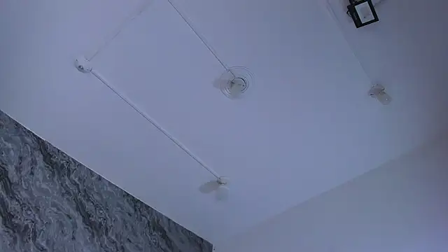 Snapshot of Rubi_Love_ chatting on 02/25/25, 03:09 Rubi Love online show from 02/25/25, 03:09