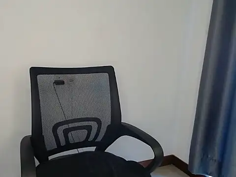 Snapshot of Eastqueen chatting on 12/06/24, 01:55 Eastqueen online show from 12/06/24, 01:55