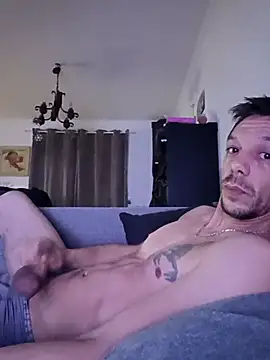 Snapshot of mika11100 chatting on 02/10/26, 02:26 mika11100 online show from 02/10/26, 02:26