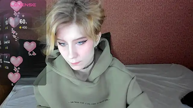 Snapshot of Angel_Jules chatting on 01/23/25, 04:30 Angel Jules online show from 01/23/25, 04:30