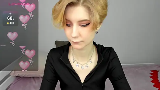 Snapshot of Angel_Jules chatting on 02/18/25, 01:10 Angel Jules online show from 02/18/25, 01:10