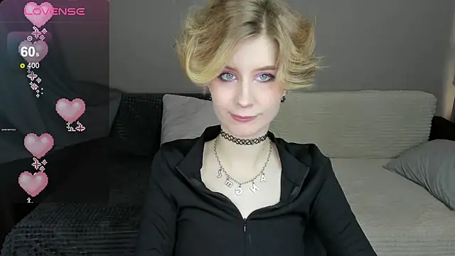 Snapshot of Angel_Jules chatting on 03/02/25, 12:53 Angel Jules online show from 03/02/25, 12:53