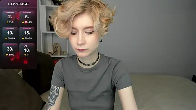 Snapshot of Angel_Jules chatting on 09/13/25, 12:43 Angel Jules online show from 09/13/25, 12:43
