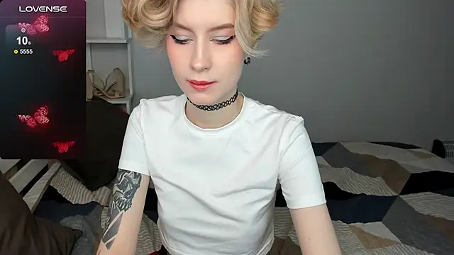 Snapshot of Angel_Jules chatting on 09/27/25, 12:48 Angel Jules online show from 09/27/25, 12:48