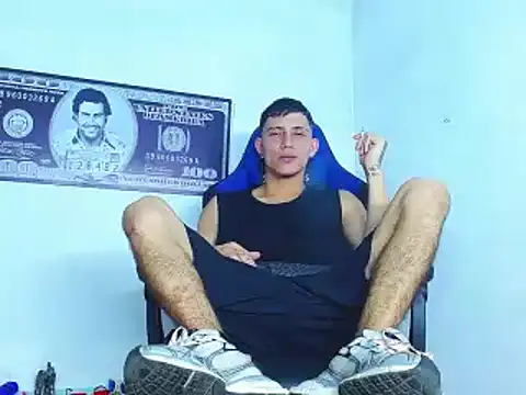 Snapshot of bab_boy_777 chatting on 12/03/24, 10:40 bab boy 777 online show from 12/03/24, 10:40