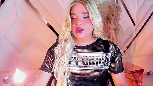 Snapshot of Elody_Preysler69 chatting on 02/11/26, 03:44 Elody Preysler69 online show from 02/11/26, 03:44