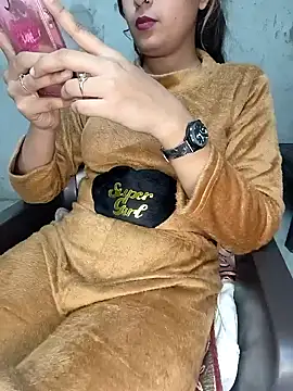 Shanaya Hotty online show from 01/12/25, 07:10