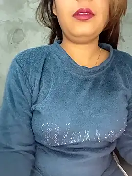 Shanaya Hotty online show from 01/19/25, 08:09