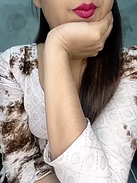 Shanaya Hotty online show from 03/01/25, 07:37